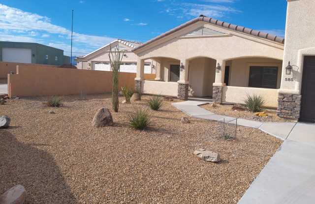 Discover Your Winter Oasis in Lake Havasu CIty for the WInter. Now until April 2027 Gallery 1