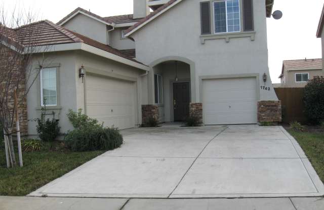 1742 Dunsmuir Way photos photos