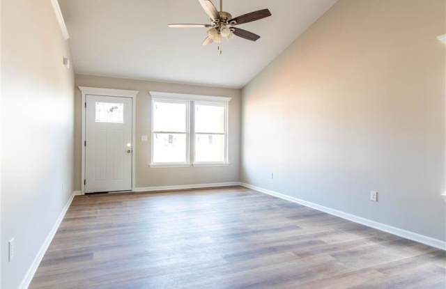 136 Southwest 145th Road - A Gallery 4