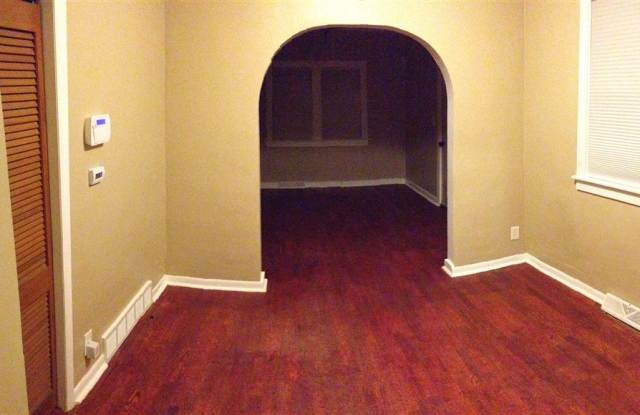 210 Mardell Pl SW Gallery 4