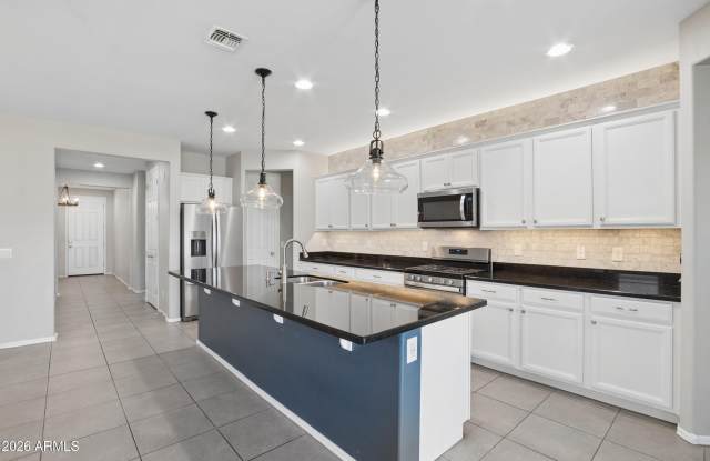 17766 W GRANITE VIEW Drive Gallery 1