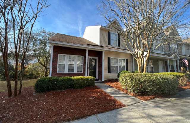 2 Bedroom 2.5 Bath Furnished Townhome in Beresford Commons photos photos