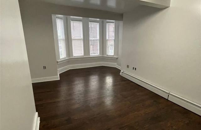 Grand St 287 photos photos