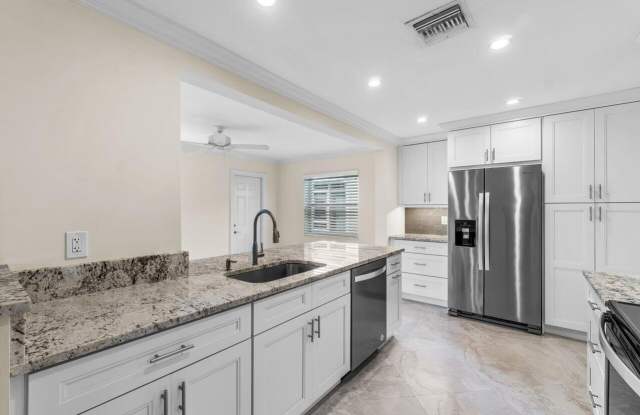 2096 SW 13th Terrace Gallery 3