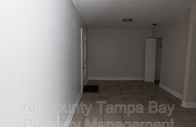1102 21st St S Gallery 4