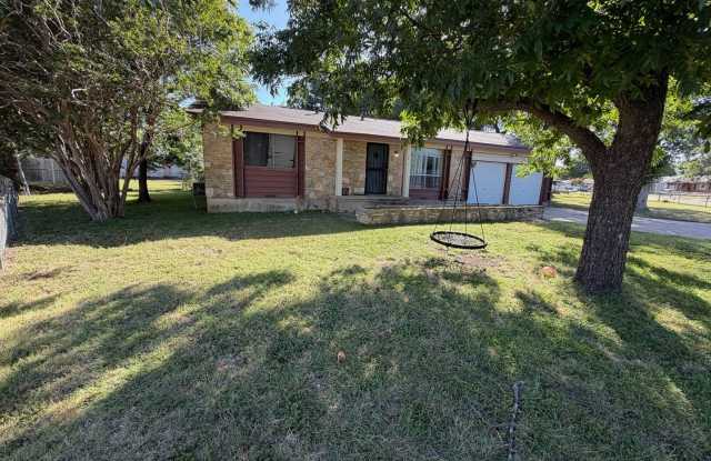 3 Bdrm Home in Copperas Cove on a Corner Lot Gallery 4