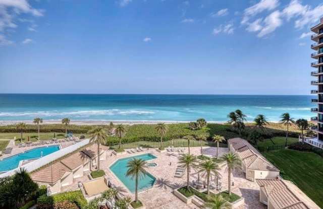 570 Ocean Drive Gallery 2