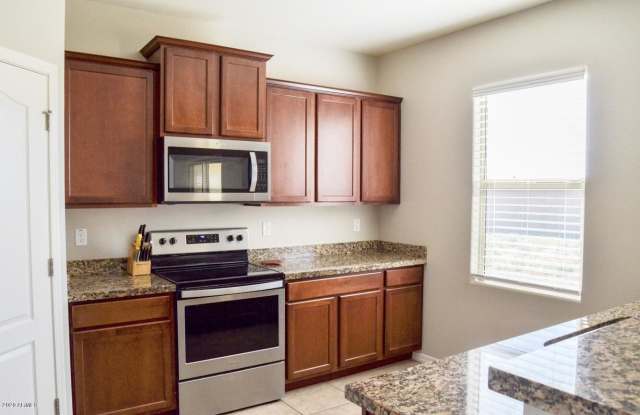 7250 S 254TH Drive - 7250 South 254th Drive, Buckeye, AZ 85326
