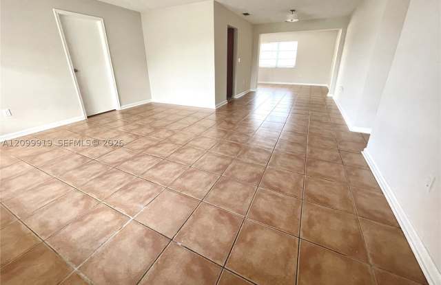 8561 Sheraton Dr Gallery 3