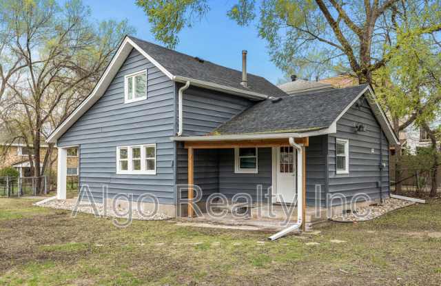 633 Polk Street Northeast photos photos