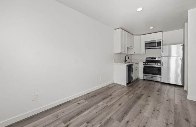 Detached 2 bed! photos photos