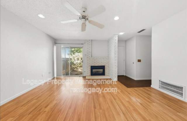 7020 La Costa Lane Gallery 2