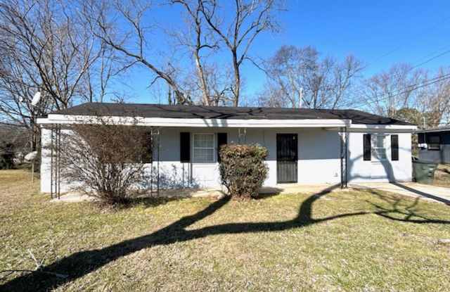 THREE BEDROOM HOME - CLOSE TO ALABAMA A photos photos