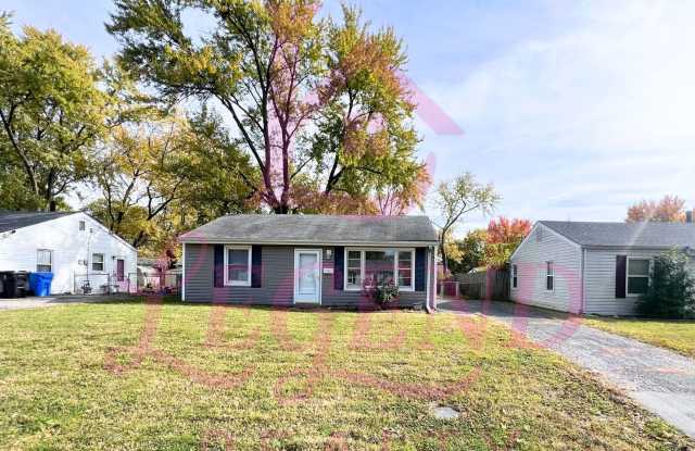 Move-In Ready 2-Bedroom Gem in Florissant photos photos