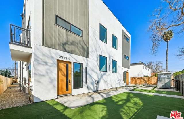 2921 Burnside Ave photos photos