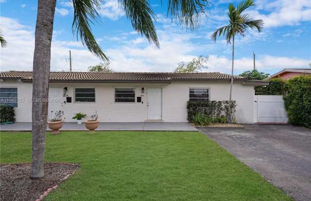 9312 SW 40th Ter photos photos