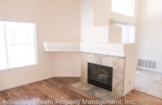 5590 Renaissance Ave #1 Gallery 3