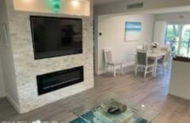 788 Park Shore photos photos