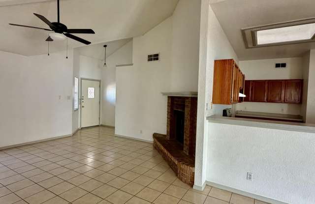 1468 Plaza Verde Drive Gallery 4