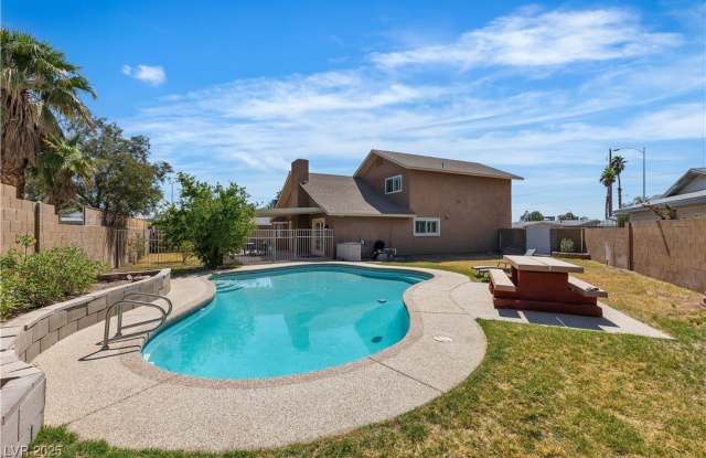 7604 Charles Conrad Circle photos photos