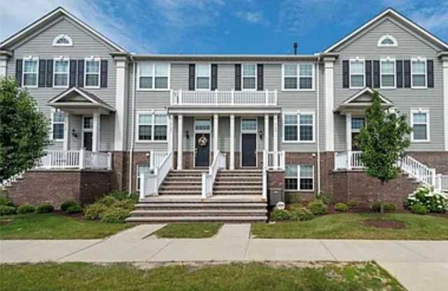 6140 N Pointe Drive photos photos