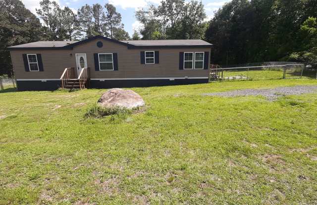 3/2, 1260 sqft Home for Lease at 261 Romance Rd. ($1430) photos photos