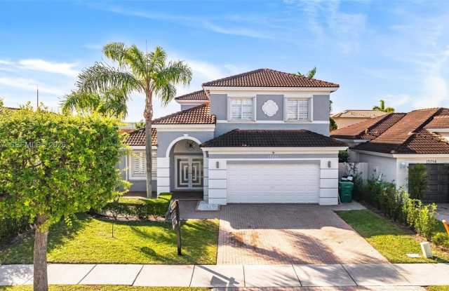 15786 SW 141st St photos photos