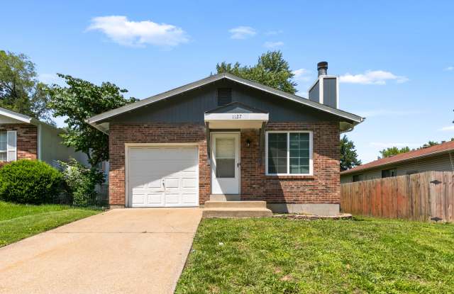 1127 Maple Ave photos photos