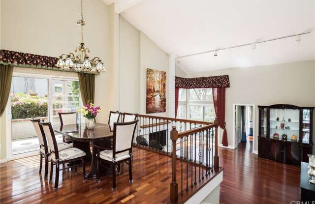 37 Valley View Gallery 4