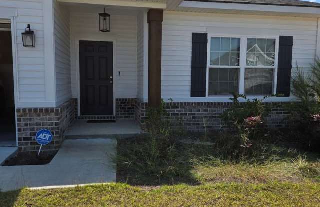 Step inside to find a Welcome home to this beautiful semi-new 3-bedroom, 2-bathroom property in Ludowici, GA! Gallery 4