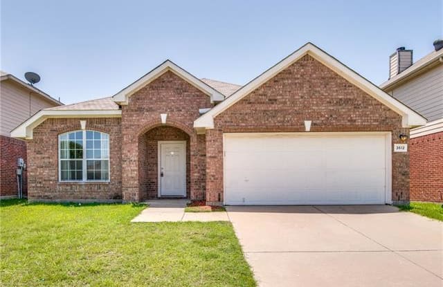 3512 Cripple Creek Trail - 3512 Cripple Creek Trail, Fort Worth, TX 76262