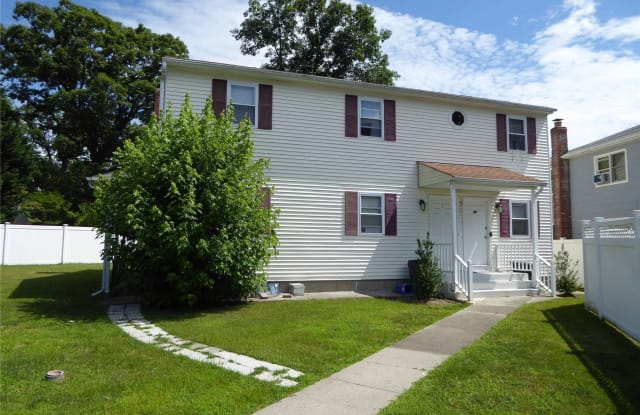 95 Valentine Avenue - 95 Valentine Avenue, Glen Cove, NY 11542