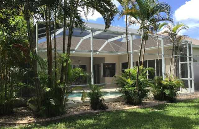 1292 W HILLSBOROUGH BOULEVARD Gallery 4