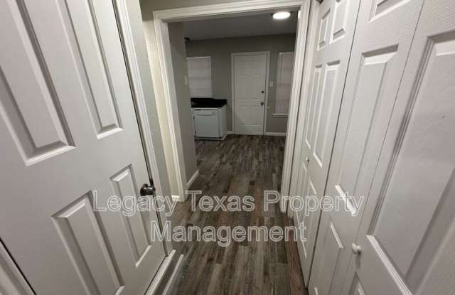 1608 Sun Valley Dr Gallery 4