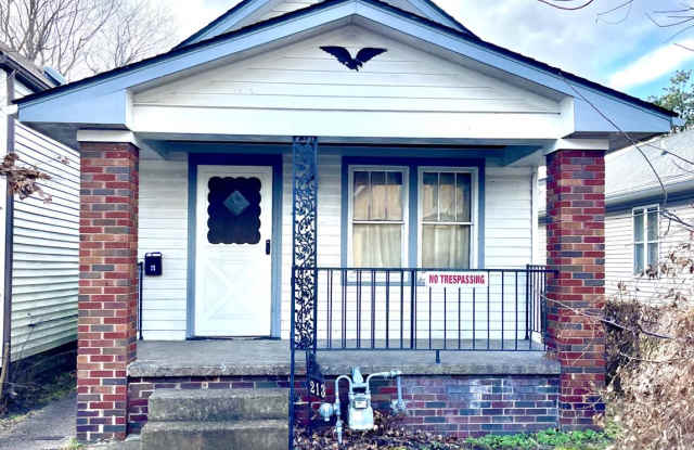 213 East Oregon Street photos photos