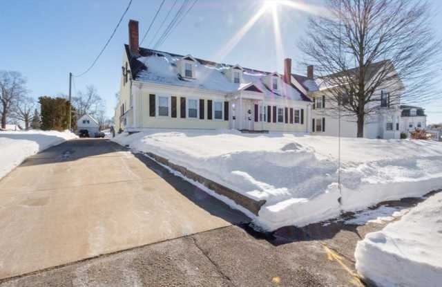 88 Winthrop Street unit: 3 photos photos