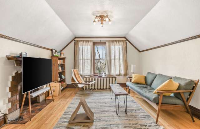 1319 Rutledge St photos photos