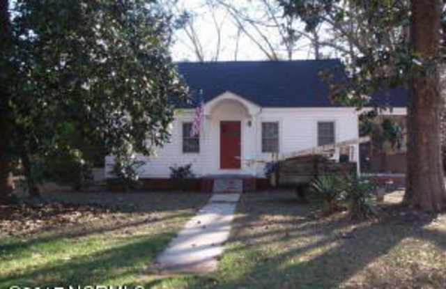 2406 E 3rd Street photos photos 2406 E 3rd Street photos photos