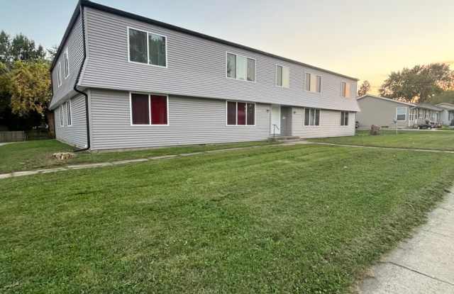 1048 Langley Gallery 1