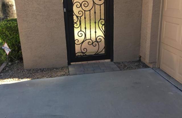 9780 N 80TH Place Gallery 2