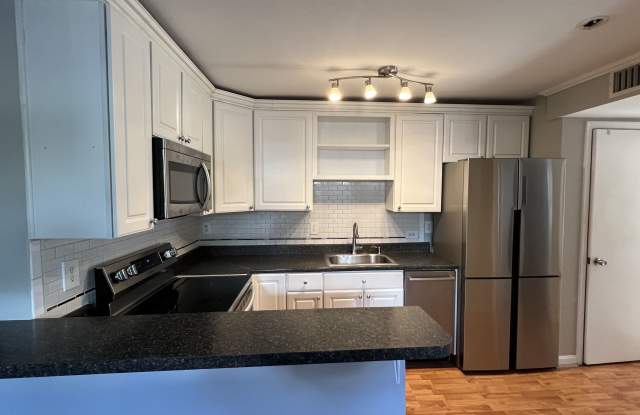 1800 Dewitt Avenue photos photos