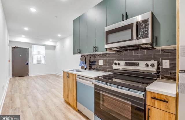 2348 N PARK AVENUE photos photos