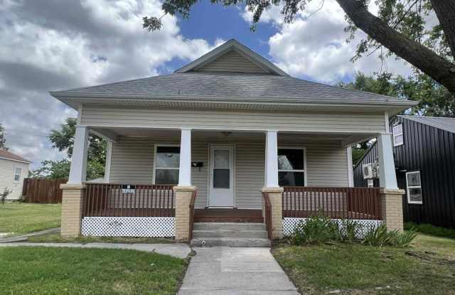 COMING SOON: ! JOPLIN: BEAUTIFUL, SPACIOUS 4 BEDROOM/ 3 BATHROOMS HOUSE WITH SHED AND CLOSE TO HOSPITALS IN JOPLIN MO!! Gallery 1