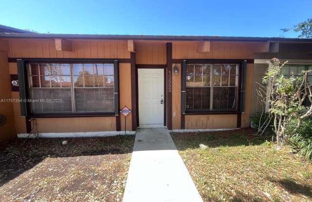 13552 SW 102nd Ln photos photos