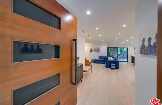 5715 Corteen Pl Gallery 2