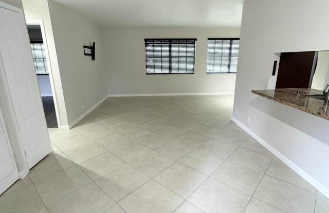 8886 SW 3rd Street unit: 203 photos photos