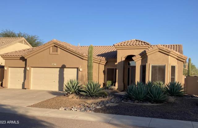 4817 E FERNWOOD Court - 4817 East Fernwood Court, Phoenix, AZ 85331