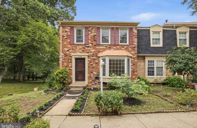 7428 FOUNTAIN HEAD Drive Gallery 2