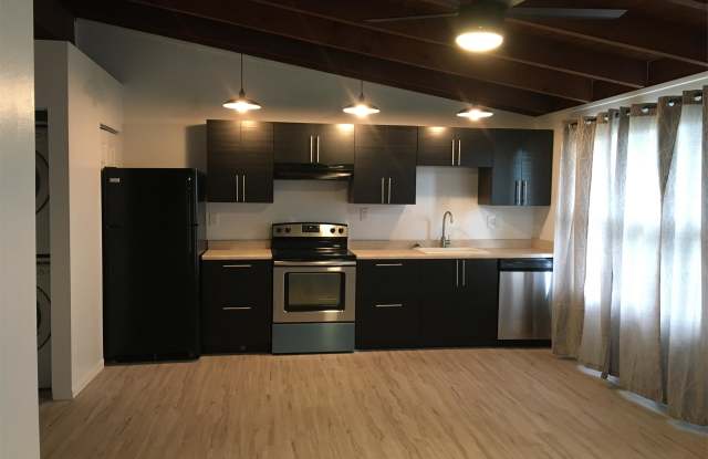 1608 Montana St - 1608 Montana Street, The Dalles, OR 97058