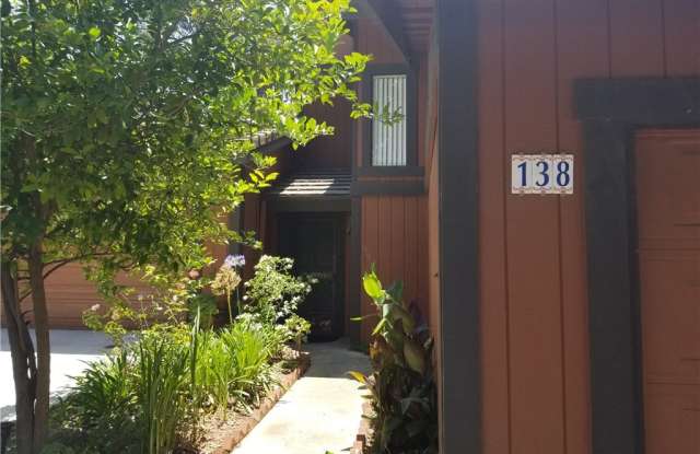 138 E Via Vaquero Gallery 2